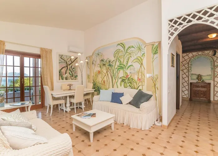 Rosa Sul Mare أولبيا